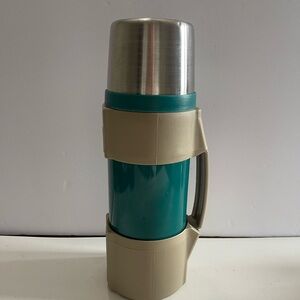 Vintage Thermos Stopper #650 Turquoise Metal Vacuum Bottle w/Plastic Carrier